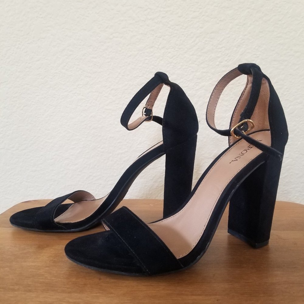 *Brand new* black suede block heel strappy sandals (sz 6.5)